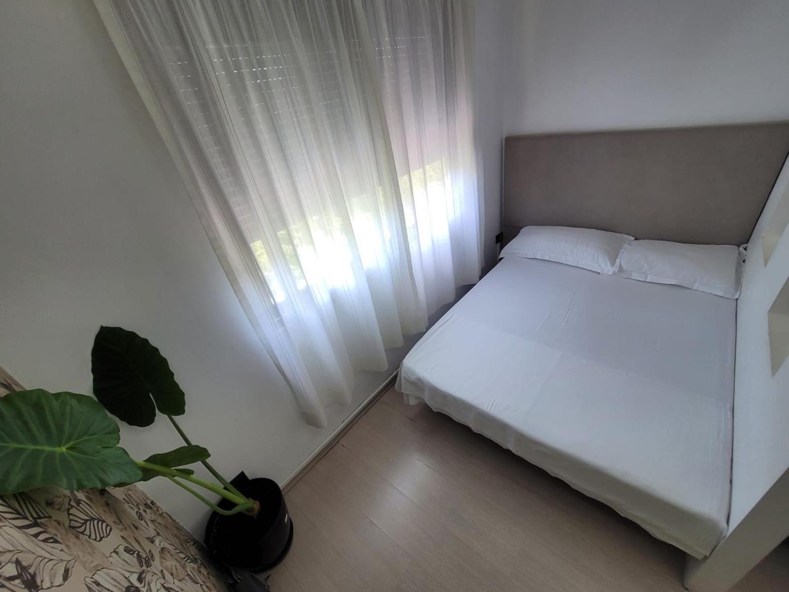 An Apartment With Fireplace تيرانا المظهر الخارجي الصورة