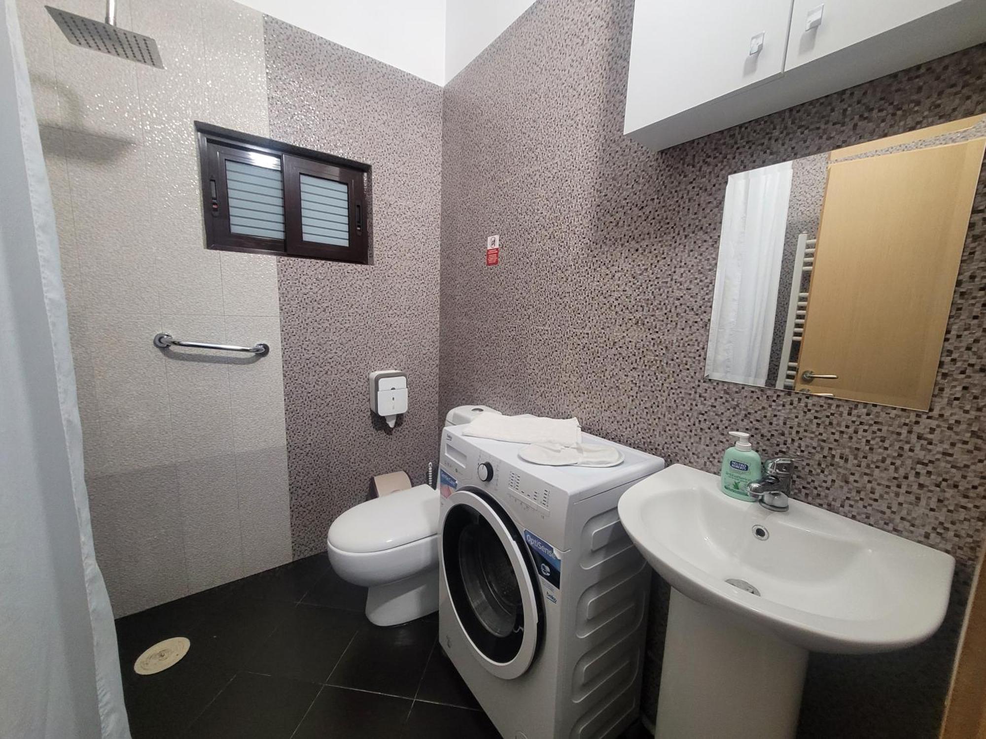 An Apartment With Fireplace تيرانا المظهر الخارجي الصورة